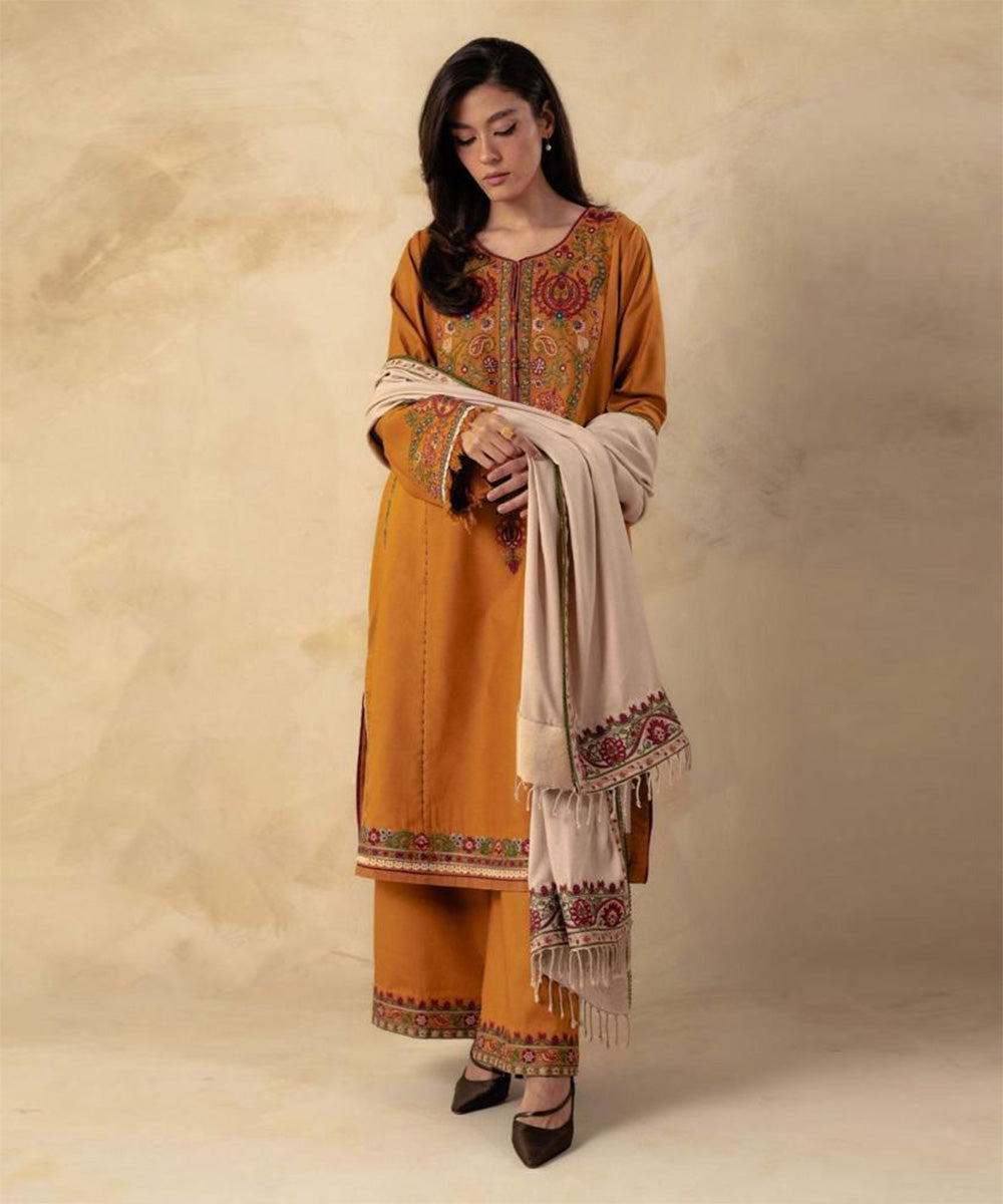 Dhanak 3PC Embroidered Suit – ZC627