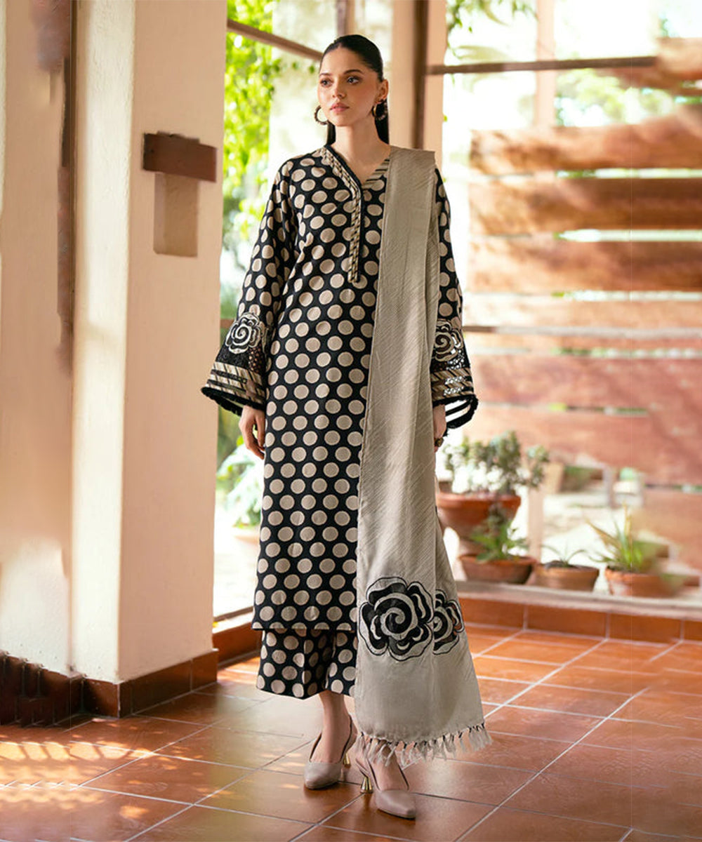 Baroque 3PC Karandi Printed Shirt with Karandi Printed Dupatta and Trouser – ZC827