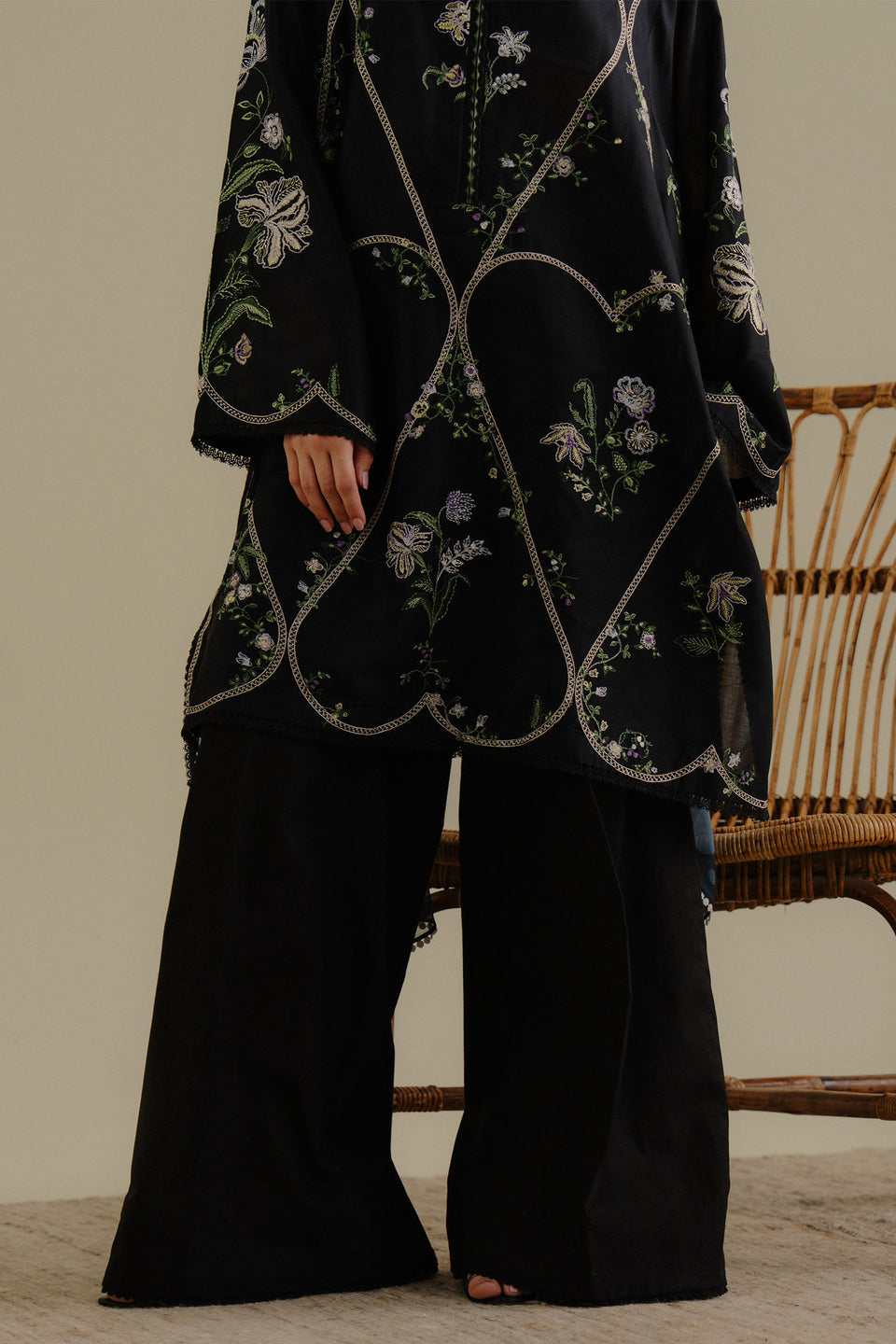 Lawn 3PC Embroidered Shirt with Digital Printed Jacquard Dupatta – ZC1384