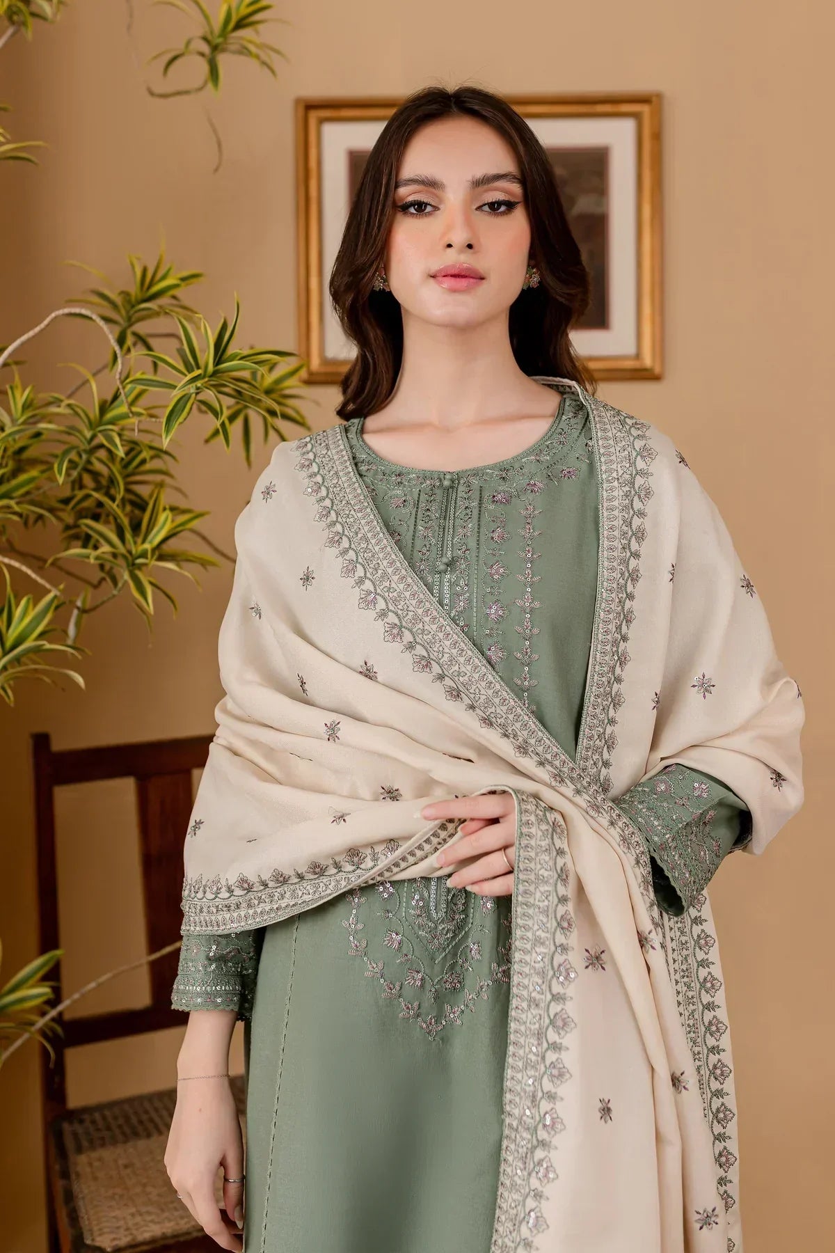 Batik Luxe 3PC Dhanak Embroidered Dress with Embroidered Dupatta – ZC1318