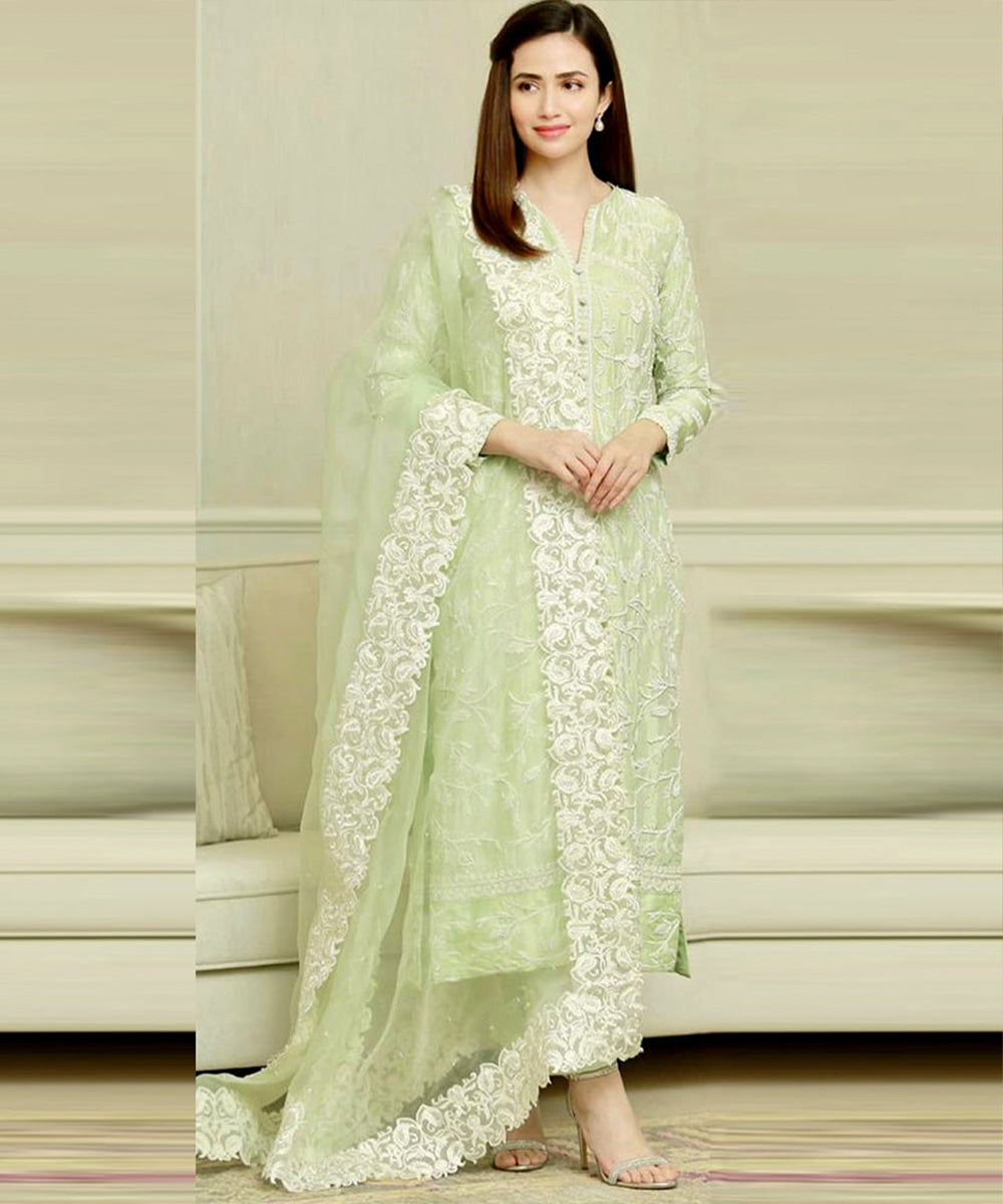 Linen Luxe 3PC Embroidered Unstitched Dress – ZC840