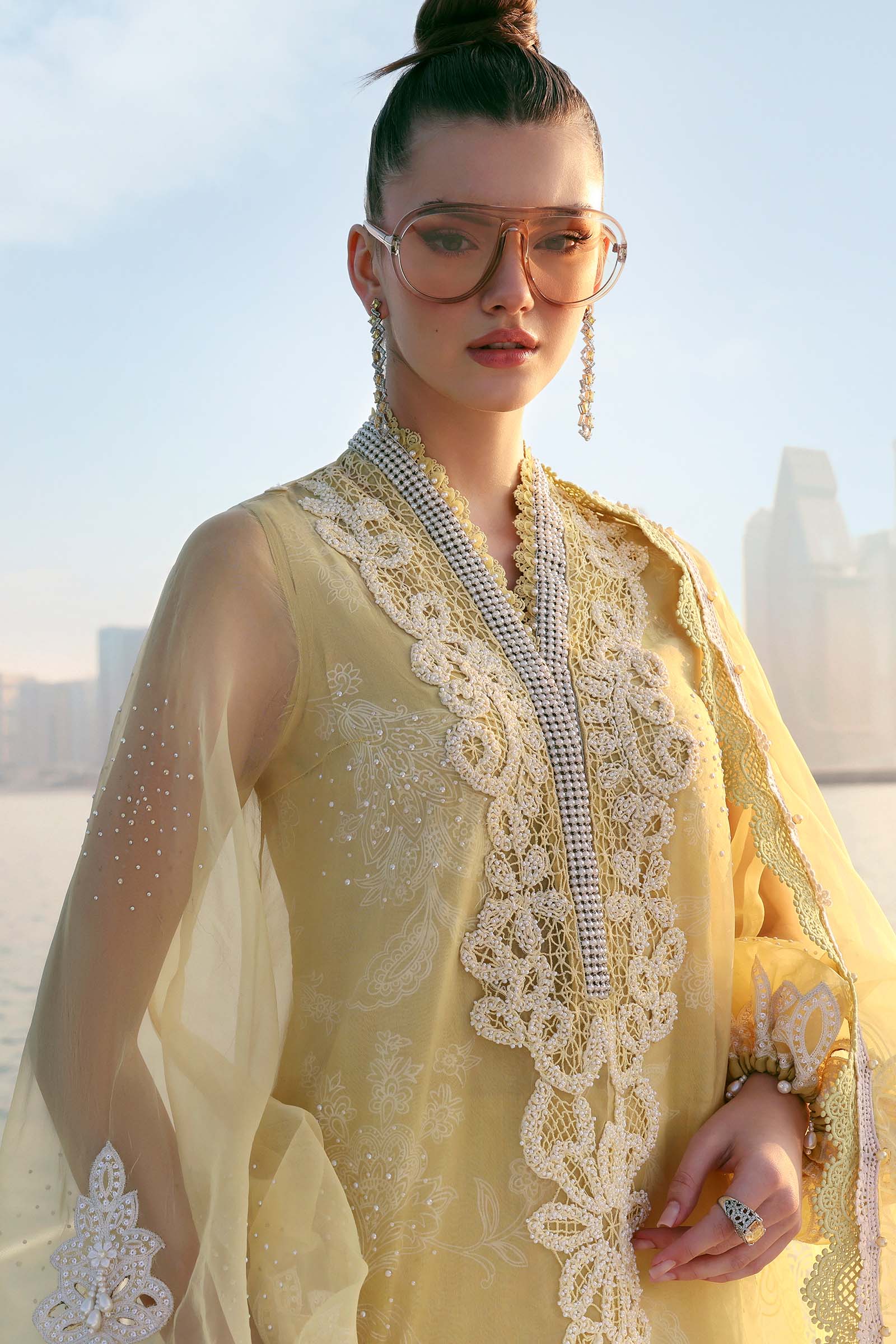 Luxury Lawn Unstitched Embroidered 3Pc Suit FS1010