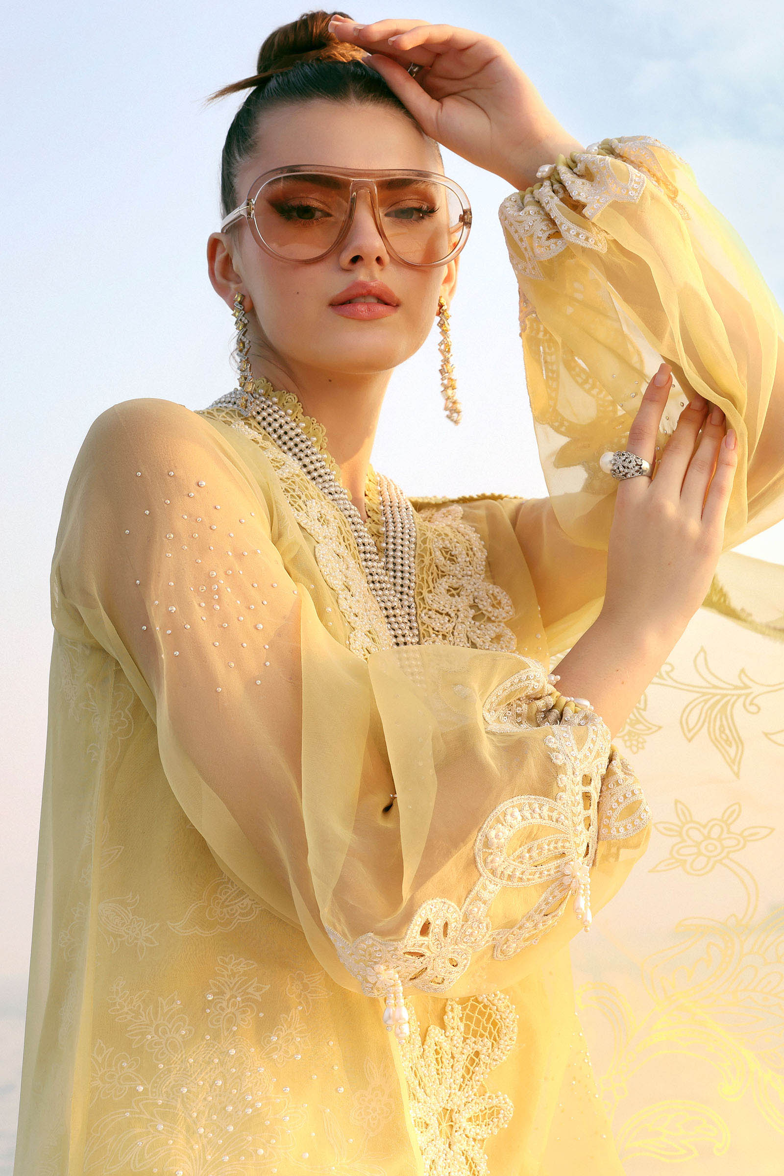 Luxury Lawn Unstitched Embroidered 3Pc Suit FS1010