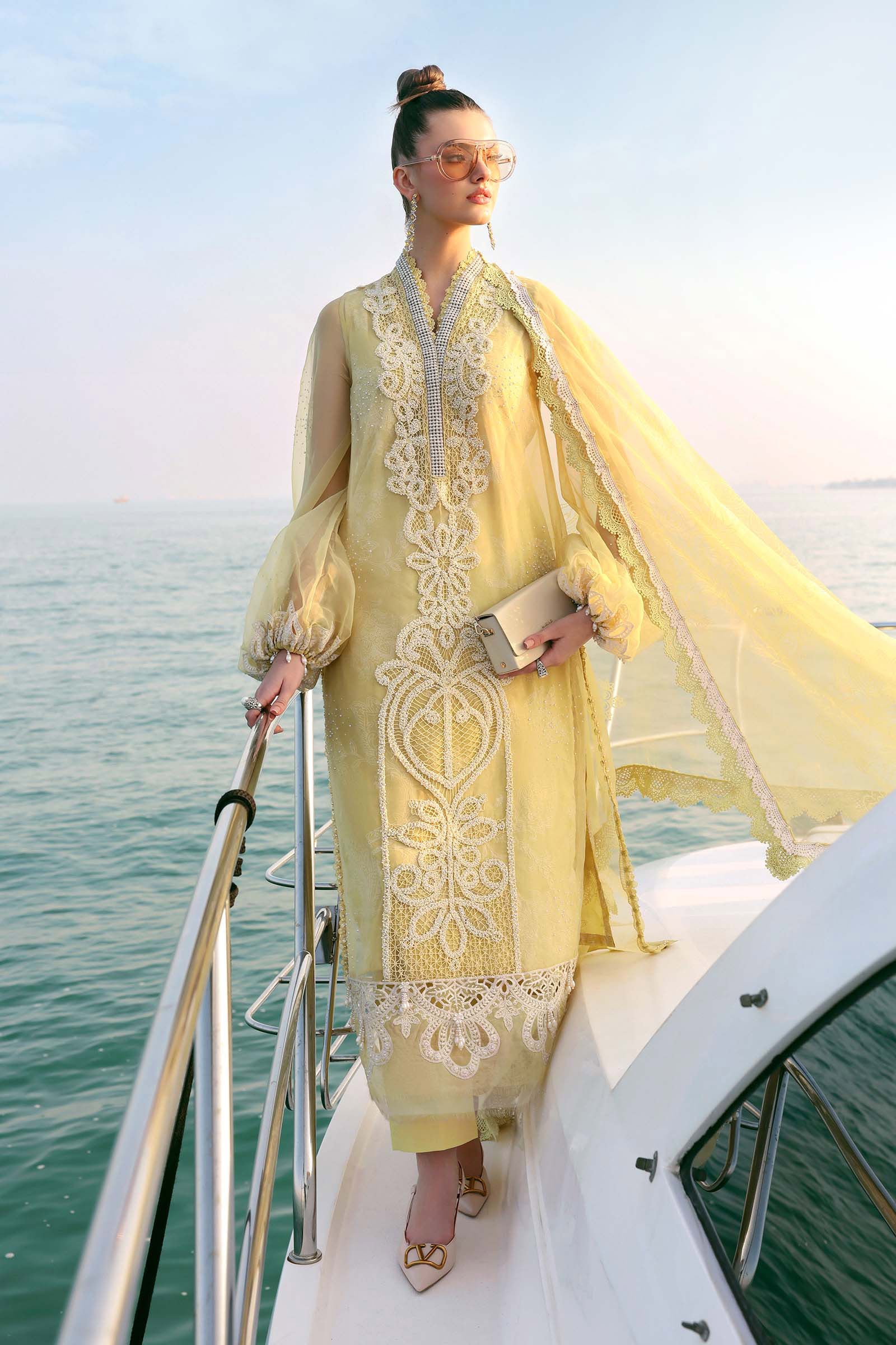 Luxury Lawn Unstitched Embroidered 3Pc Suit FS1010