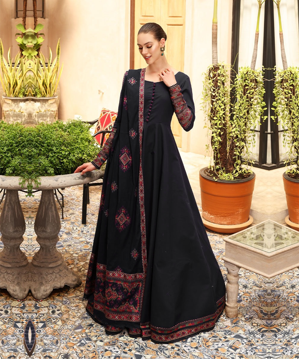 Bareeze Dhanak 3PC Embroidered Shirt with Dhanak Embroidered Shawl – ZC132